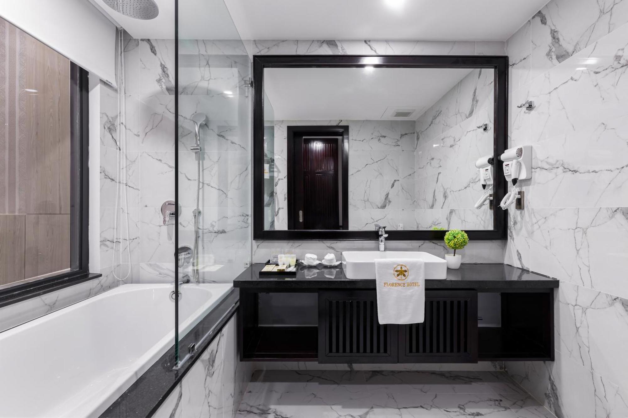 Florence Hotel ダナン市 エクステリア 写真